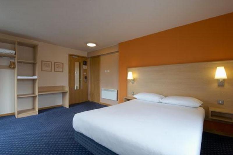 Travelodge Harrogate Dış mekan fotoğraf